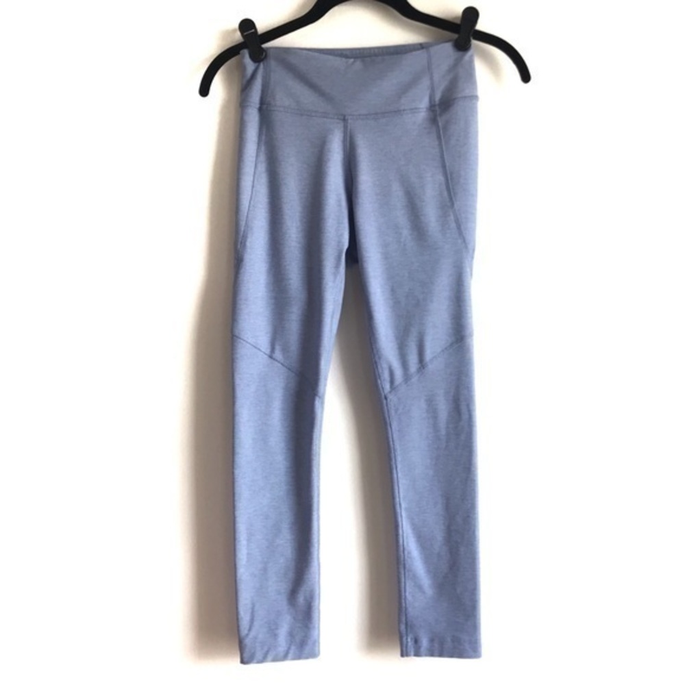 Outdoor Voices 3/4 Warmup Leggings in Lilac Purple Size XS
